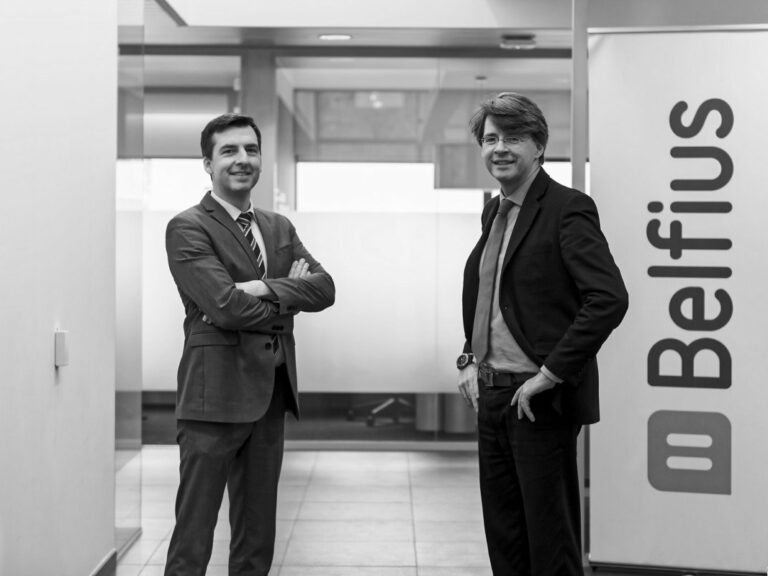 Aurore_Delsoir_Photographe_Portrait_d’entrepreneur_Damien_Desmet_1 Portrait d'entrepreneur, Damien Desmet, Belfius Banque, Charleroi 2018.