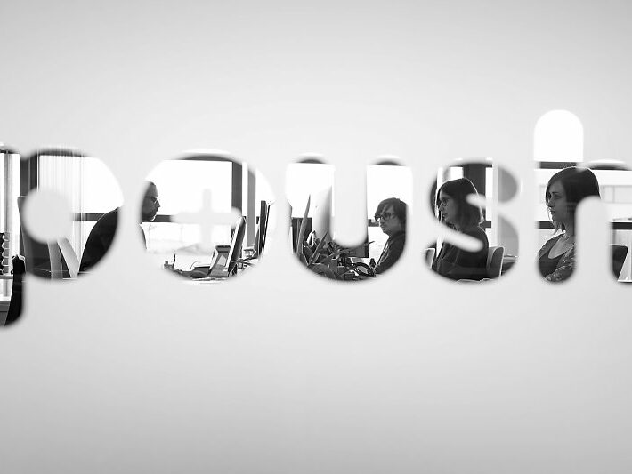 Poush-Portrait-Entreprise-Aurore-Delsoir-Photographe-1218-DxO,medium_large.1547457448 Agence de communication Poush, Aurore Delsoir, Photographe d'entreprise