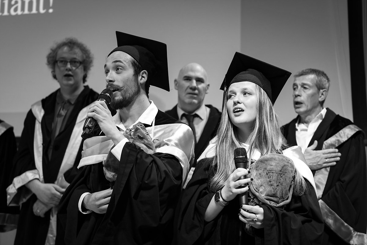 Proclamation de la Promotion 2017-2018 aux Facultés de Lettres, Traduction et Communication 06-10-2018. Aurore Delsoir Photographe d'entreprise à Bruxelles et en Wallonie