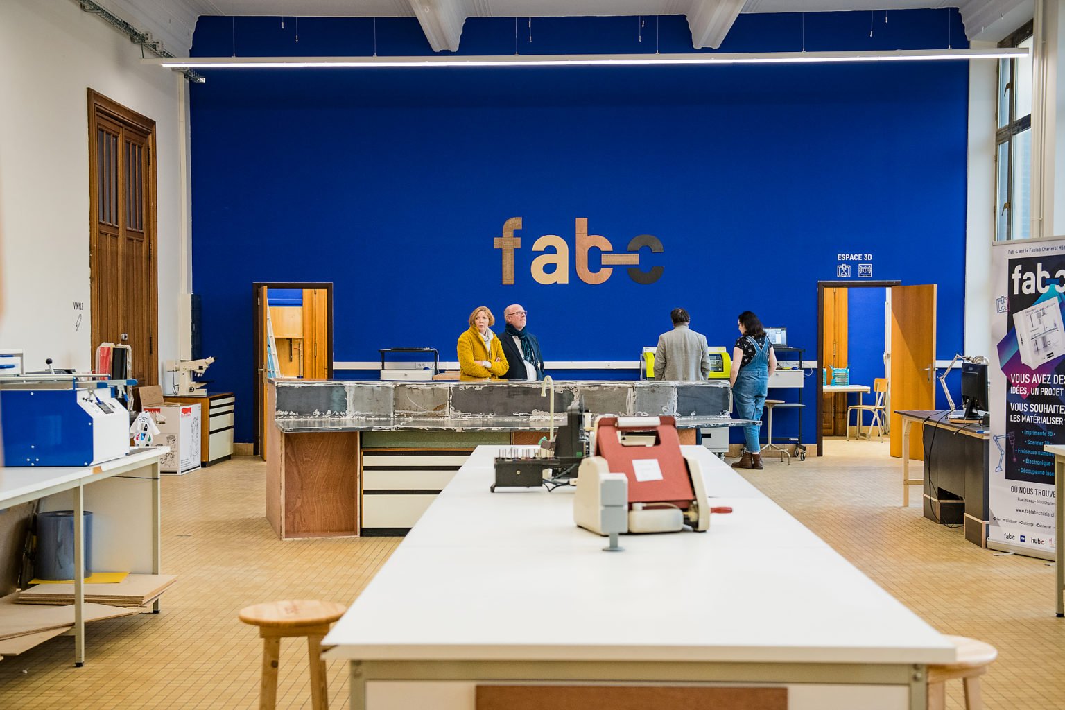 Vue du Fab-C, inauguration du FabLab de Charleroi, événement d'entreprise par Aurore Delsoir photographe d'entreprise à Bruxelles et en Wallonie