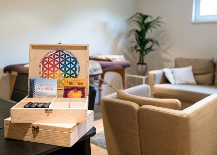 Cabinet de consultation de Portrait de Valérie Dupuis, Thérapies énergétiques par Aurore delsoir Photographe Corporate