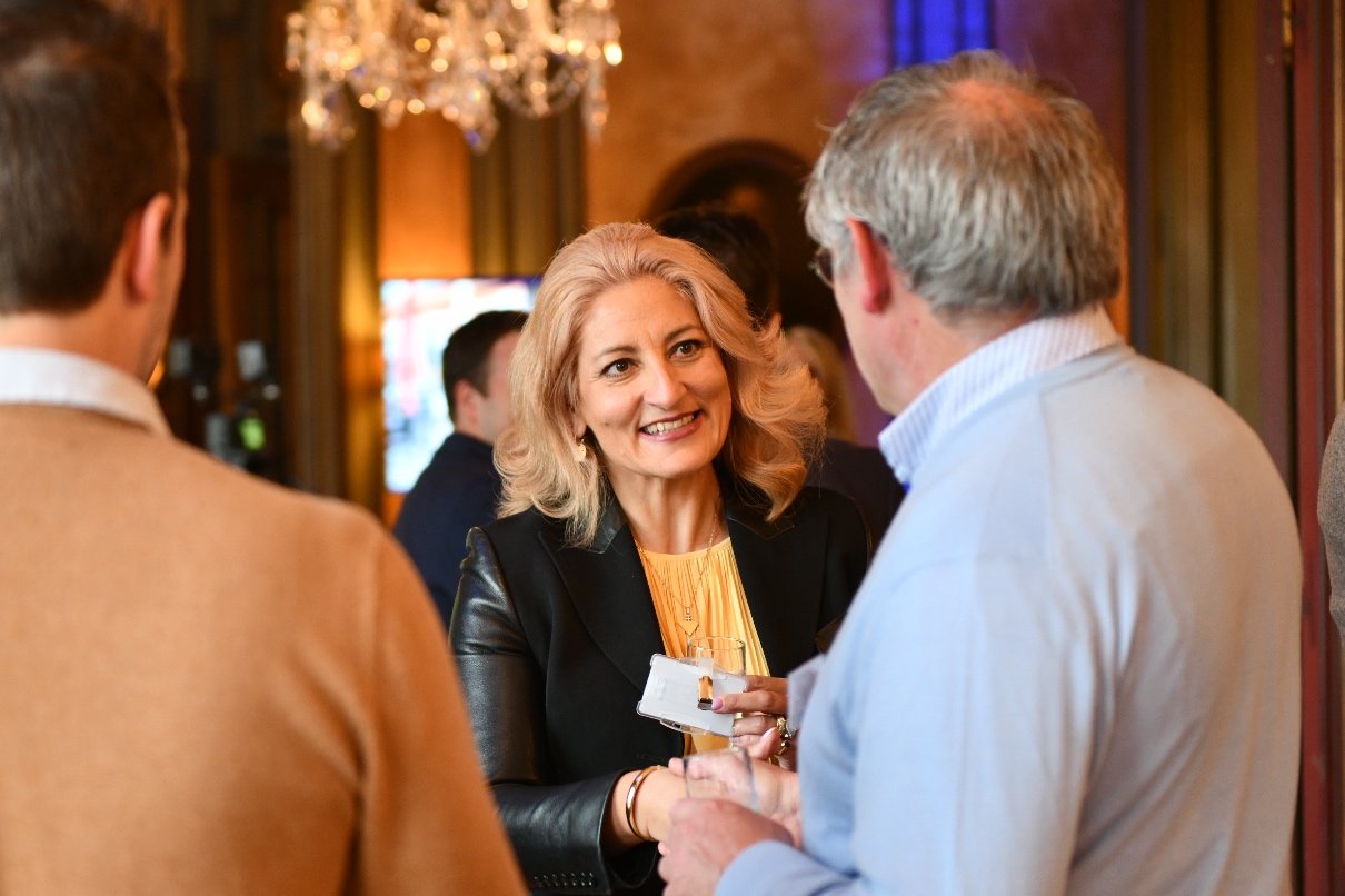 Networking dans les salons du Cerckle de Wallonie, Nuit des Entrepreneurs Inspirants, Namur, 2ème édition