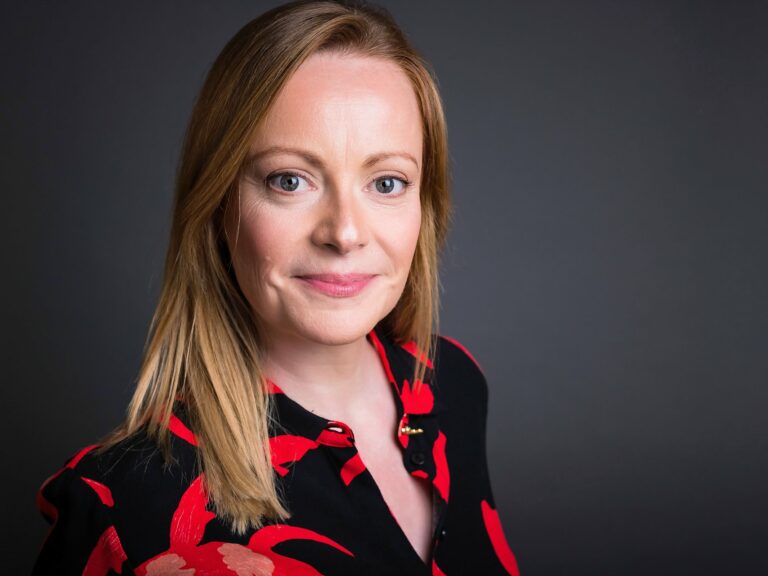 Portrait_Affaires_Pauline_Dumont_Aurore_Delsoir_Photographe_Entreprise