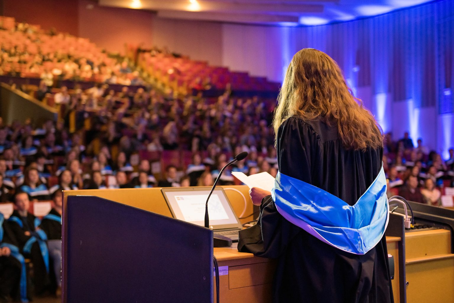 détail de l'auditoire, Proclamation Promotion 2018-2019 PhiloSoc (ULB par Aurore Delsoir photographe événementiel