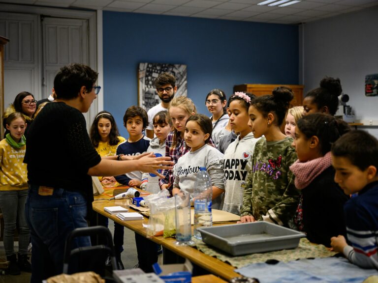 Les éléments photosensibles, Université des Enfants de Charleroi, atelier animé par le musée de la photographie du 06 novembre 2019 par Aurore Delsoir Photographe