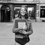 Florence Havenne et son journal Happy Flow par Aurore Delsoir photographe