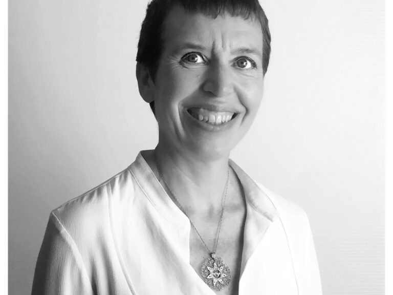 Photo de profil noir et blanc, EcoXtract